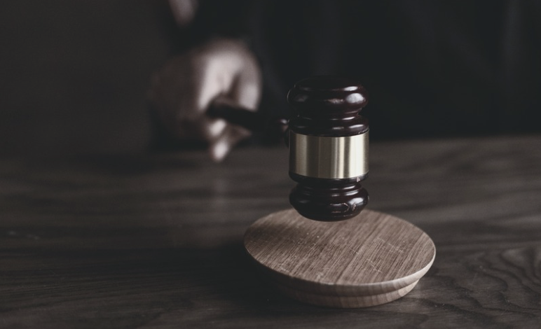 CHU de Poitiers condamné pour non décompte du temps de travail des internes